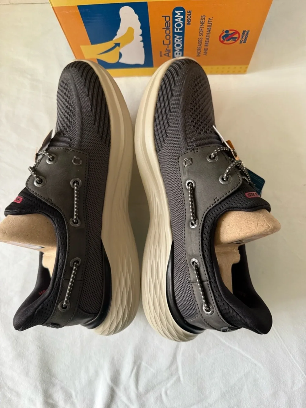 Skechers Lawson Parasail Shoes Hands Free Slip-ins Chocolate -Black Mens 8 New